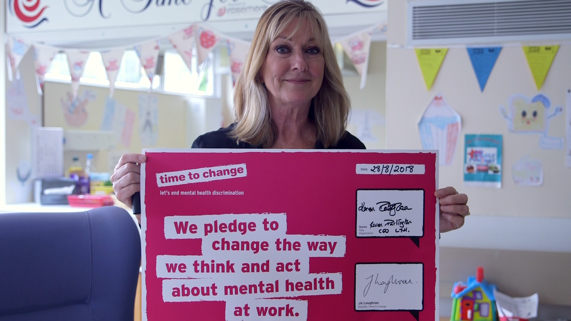 Chief Executive with pledge