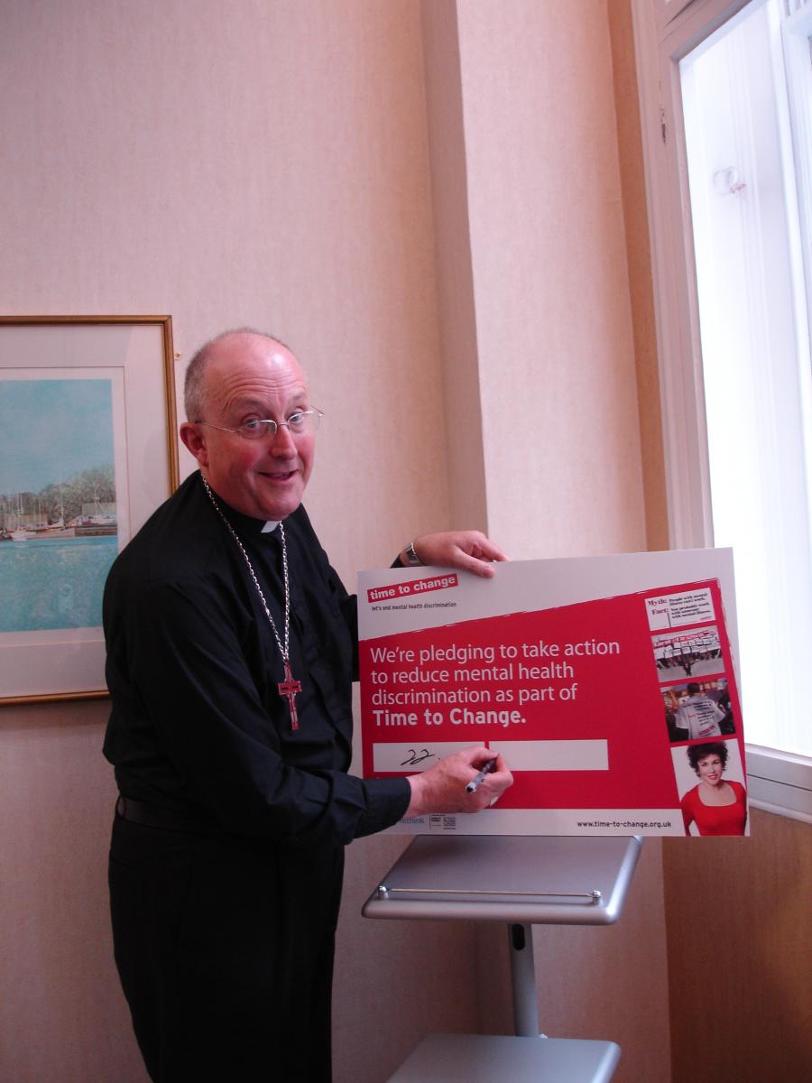 Church of England General Synod signing our pledge