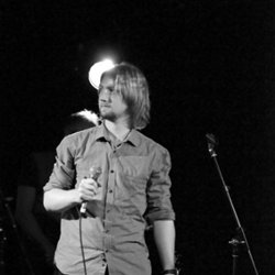 Ross, a Time to Change blogger, at a stand up comedy gig